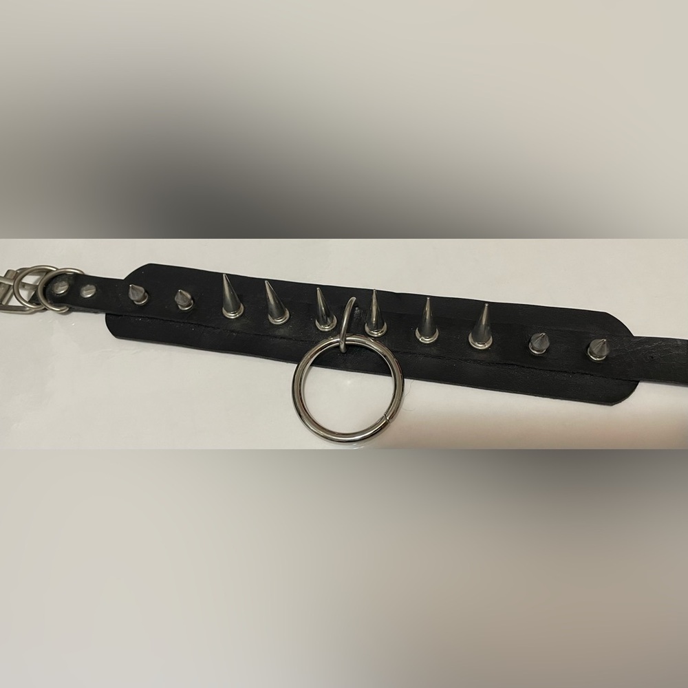 Spike O Ring Chocker